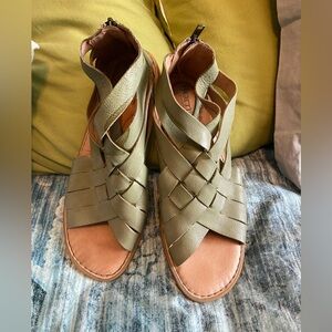 Born Green Leather Weave Detail Sandals